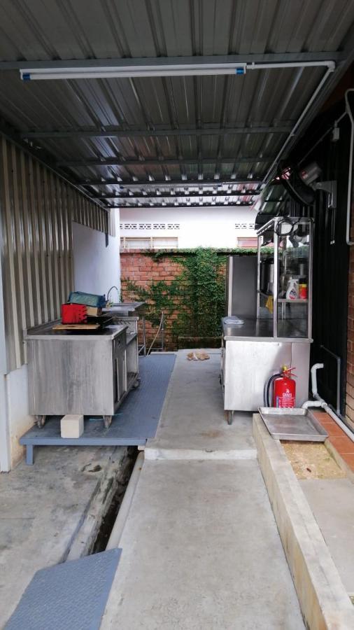 Homestay Umbai Kelana Merlimau Exteriör bild