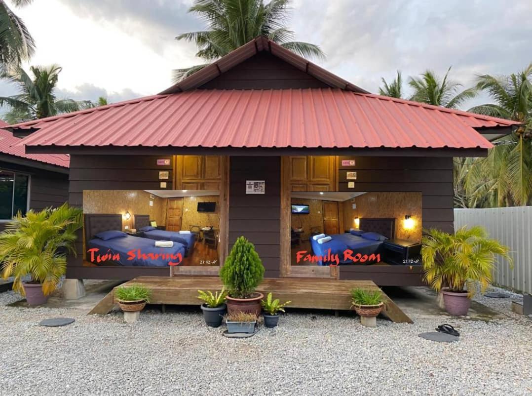 Homestay Umbai Kelana Merlimau Exteriör bild