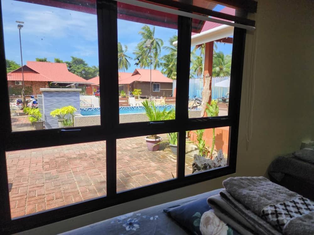 Homestay Umbai Kelana Merlimau Exteriör bild