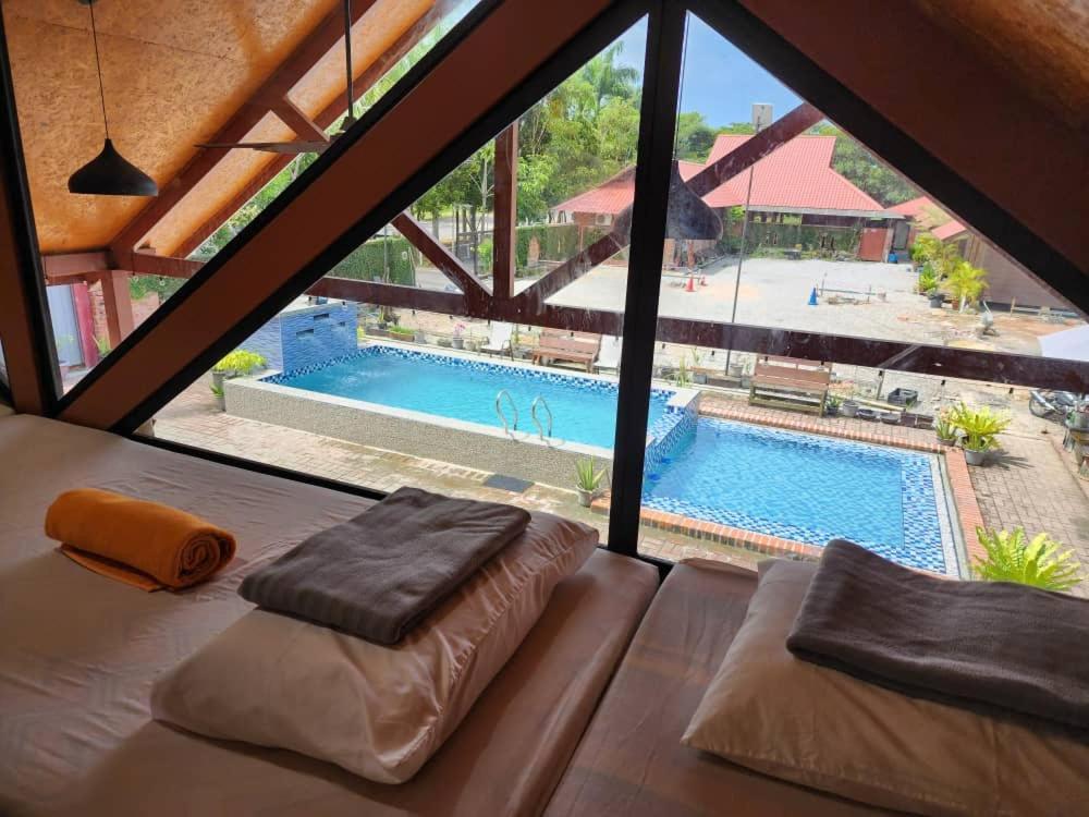 Homestay Umbai Kelana Merlimau Exteriör bild