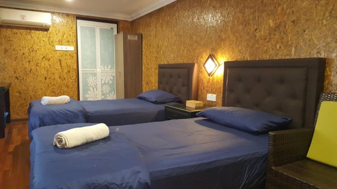 Homestay Umbai Kelana Merlimau Exteriör bild