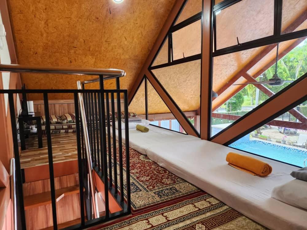 Homestay Umbai Kelana Merlimau Exteriör bild